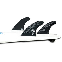 Load image into Gallery viewer, Futures Surfboard Fins Aipa X Mayhem Torches 5 Fin Set
