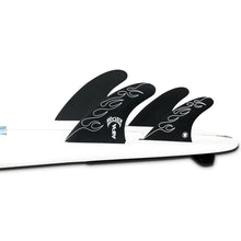 Load image into Gallery viewer, Futures Surfboard Fins Aipa X Mayhem Torches 5 Fin Set
