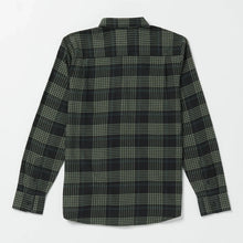 Load image into Gallery viewer, Volcom Caden Plaid Long Sleeve Flannel

