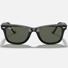 Load image into Gallery viewer, Ray-Ban Original Wayfarer Sunglasses Polarized Black/Green
