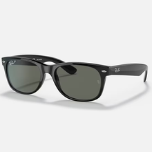 Load image into Gallery viewer, Ray-Ban New Wayfarer Classic Polarized Black/Green
